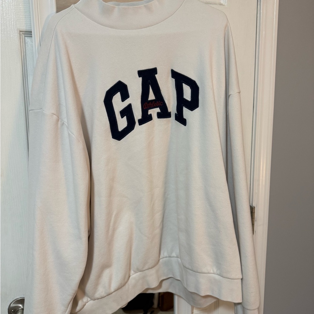 Gap mockneck sweatshirt